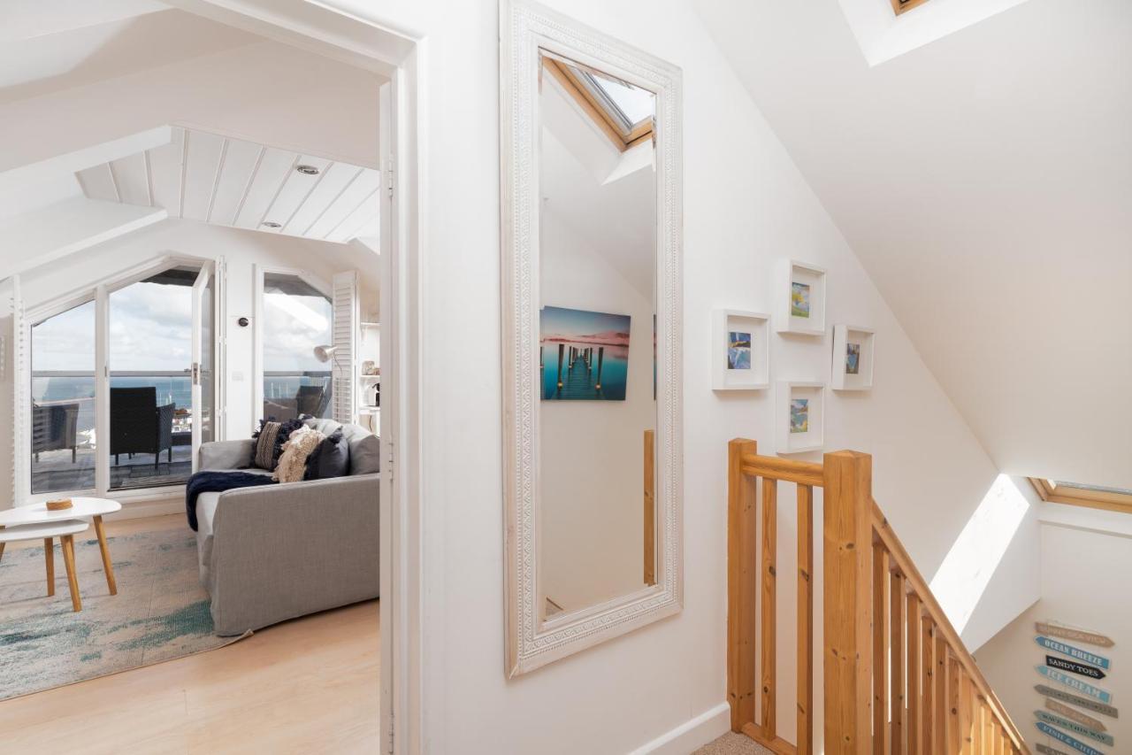 Stunning Views Over Mounts Bay With Balcony Пензанс Екстериор снимка